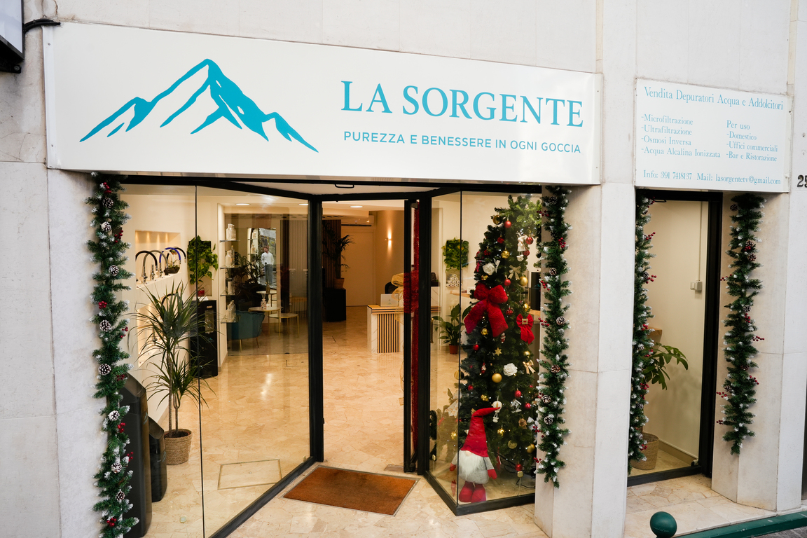 Esterno Negozio La Sorgente